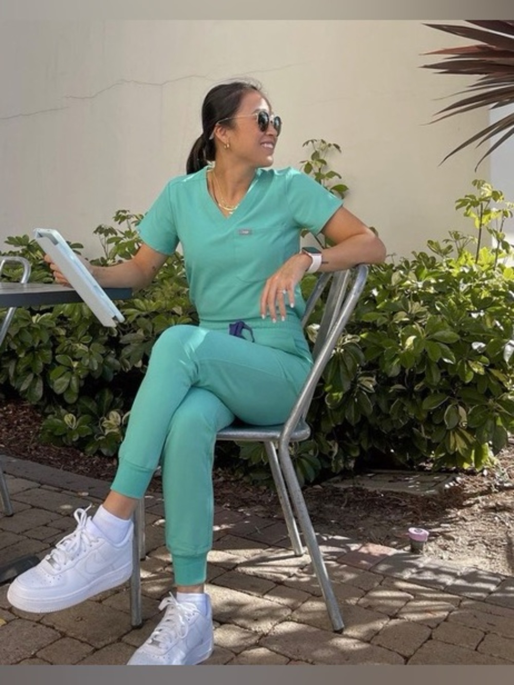 Figs Surgical Green Scrubs Set (Top & Pants) in XXS/XS